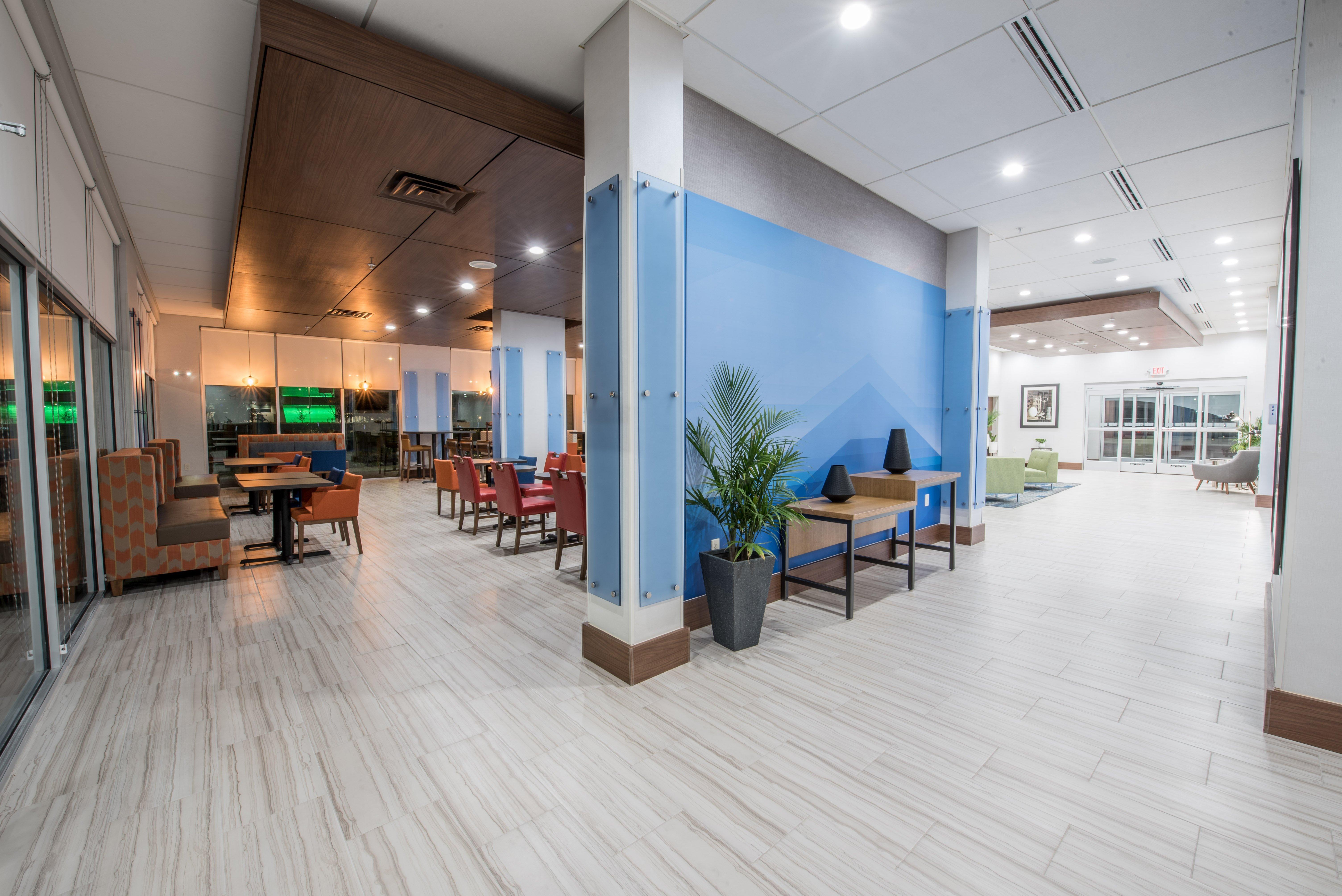 Holiday Inn Express & Suites - Houston Westchase - Westheimer By Ihg Exterior foto